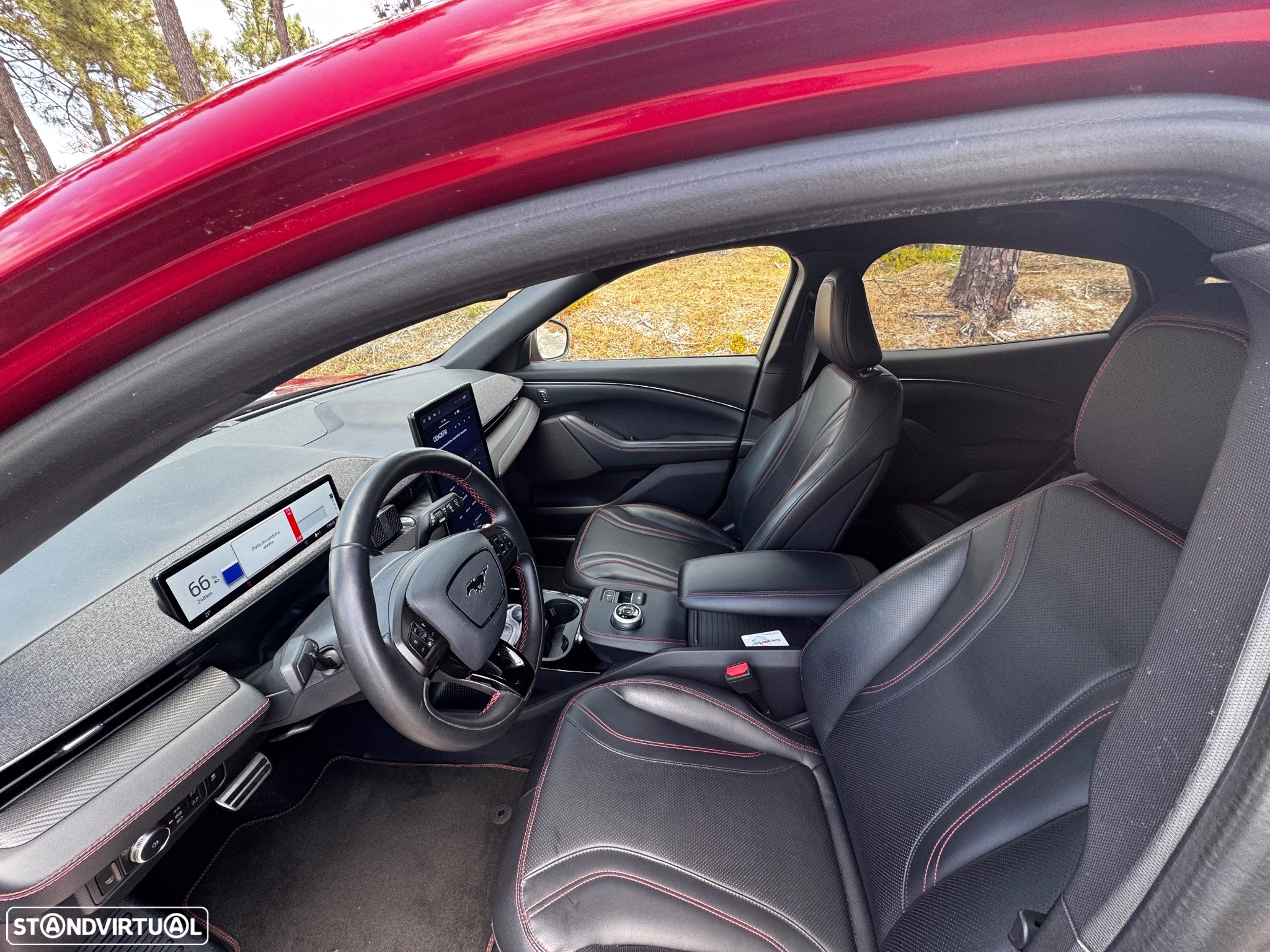 Ford Mustang Mach-E 98.7 kWh Premium AWD - 13