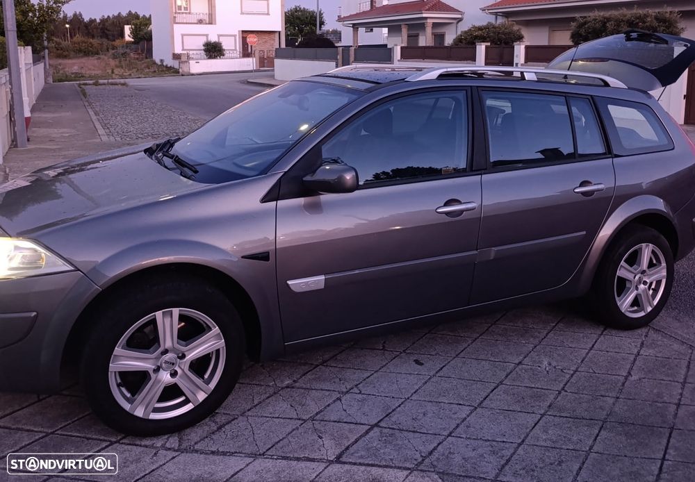 Renault Mégane Break 1.5 dCi Confort - 6