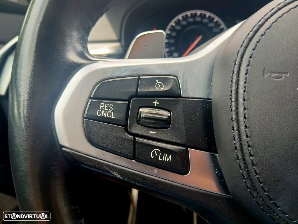 BMW 520 d Pack M Auto - 32