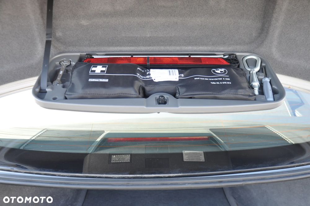 BMW Seria 7 740i - 33