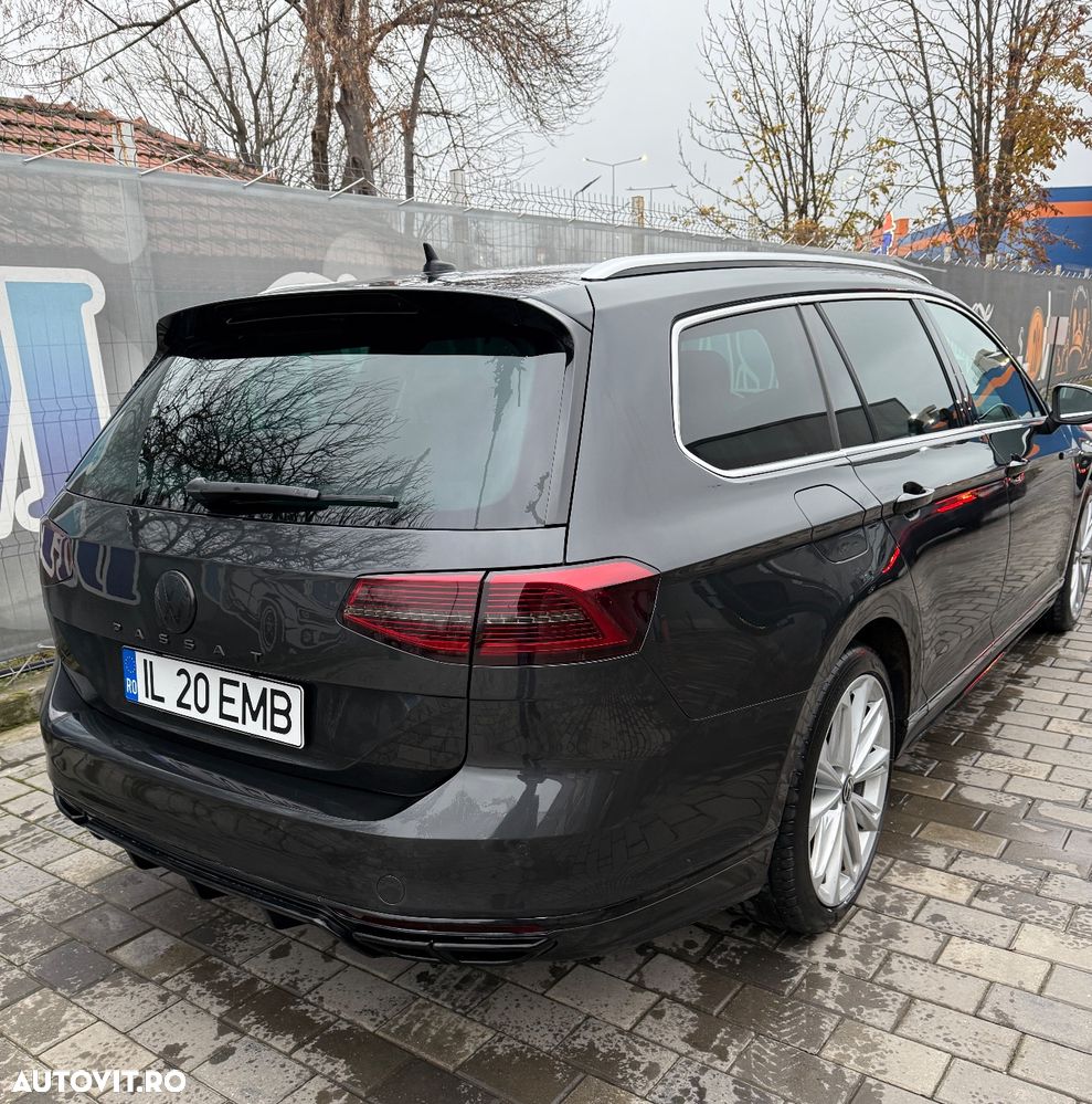 Volkswagen Passat Variant 2.0 TDI DSG 4Motion R Executive - 4