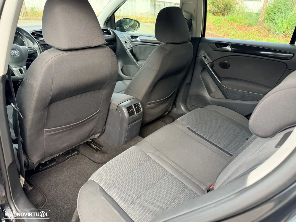 VW Golf 2.0 TDi Confortline - 10