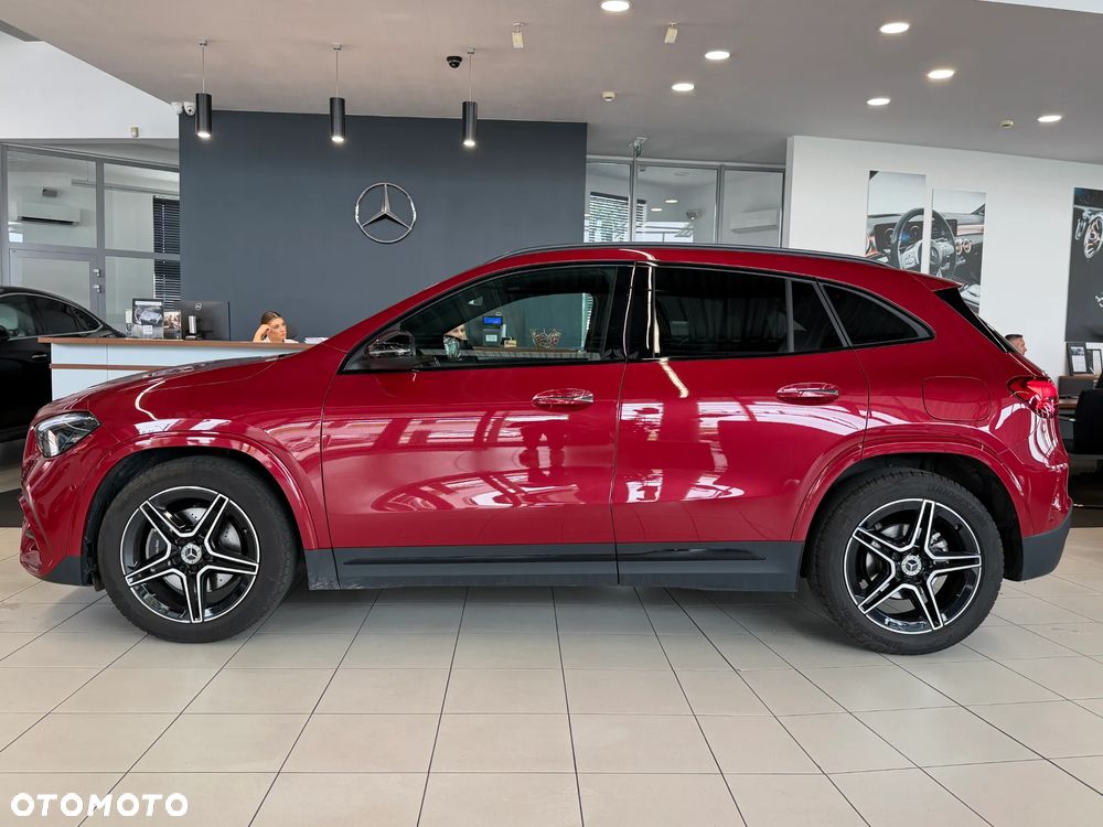 Mercedes-Benz GLA 200 mHEV AMG Line 7G-DCT - 8
