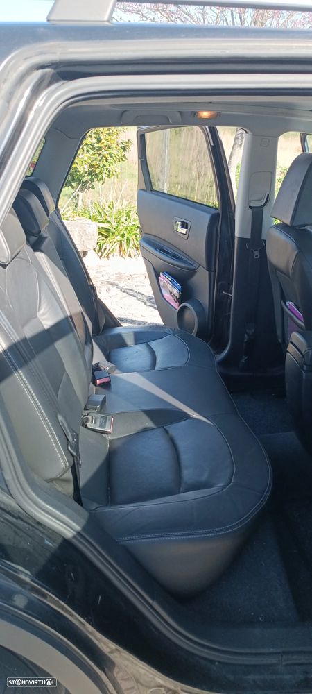 Nissan Qashqai 1.5 dCi Tekna Premium 17 - 13