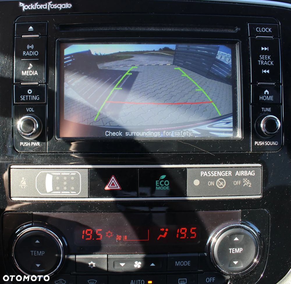 Mitsubishi Outlander 2.0 City Style 2WD - 16