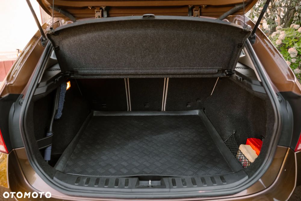 BMW X1 xDrive18d xLine - 16