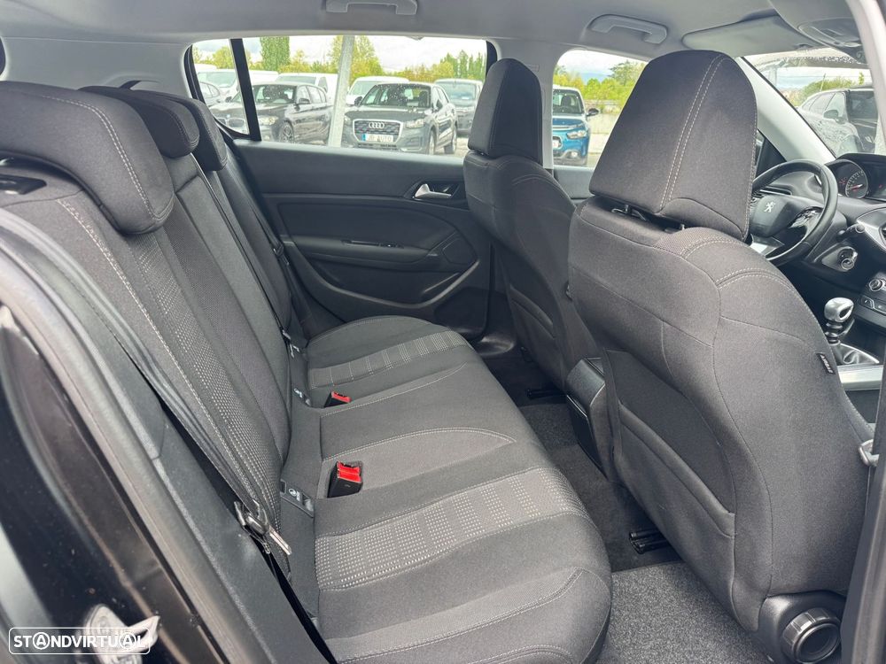 Peugeot 308 1.6 e-HDi Allure - 13