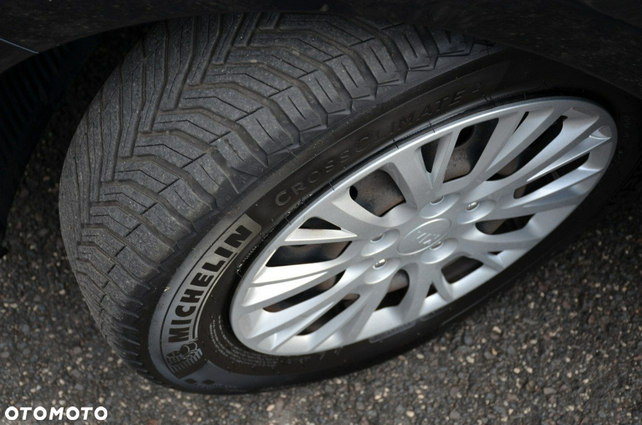 Kia Ceed - 7