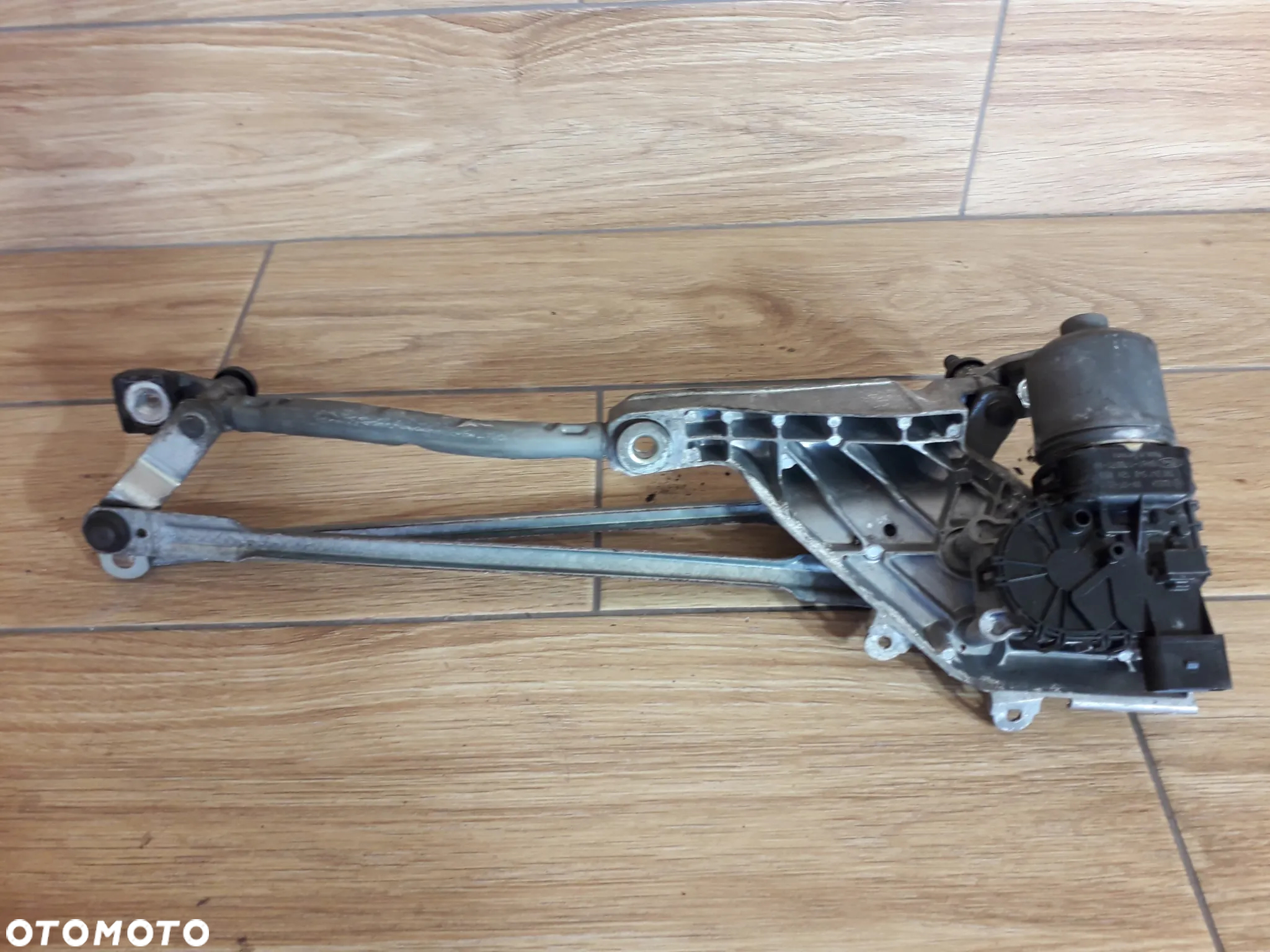 Ford Fiesta MK7 Mechanizm Wycieraczek 8A6117B571AA - 3