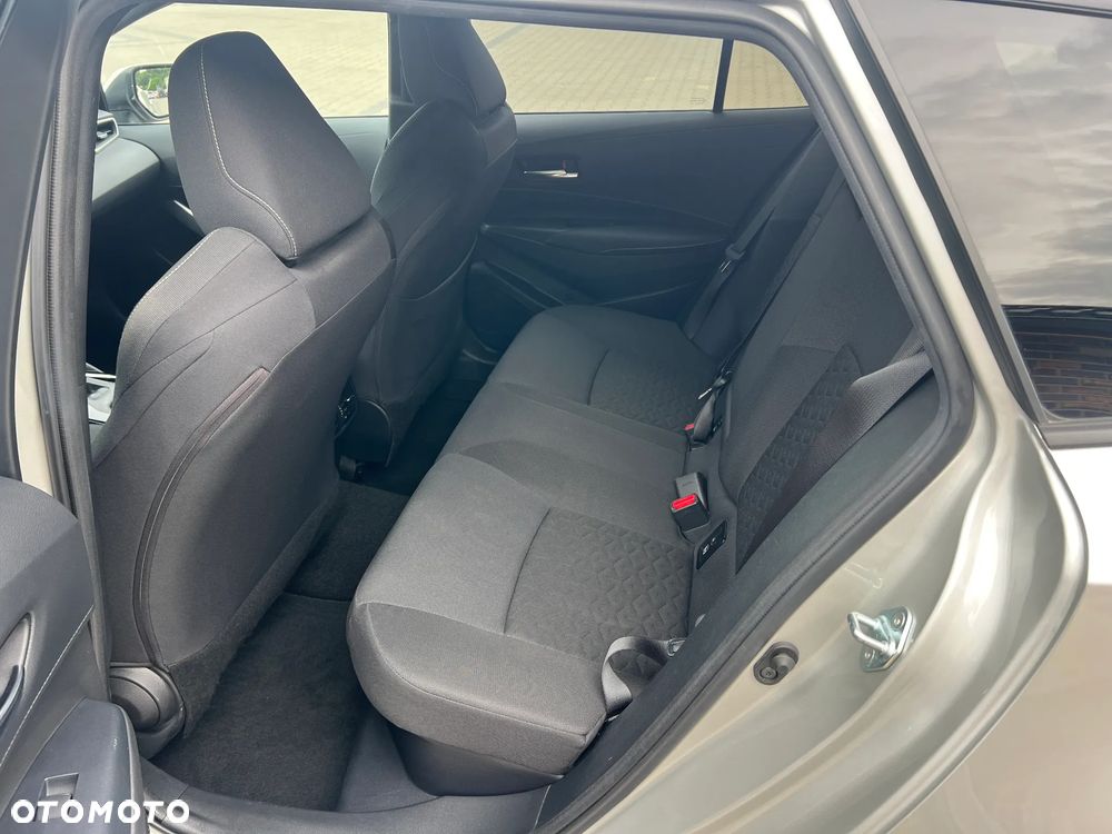 Suzuki Swace 1.8 Hybrid Premium Plus CVT - 13