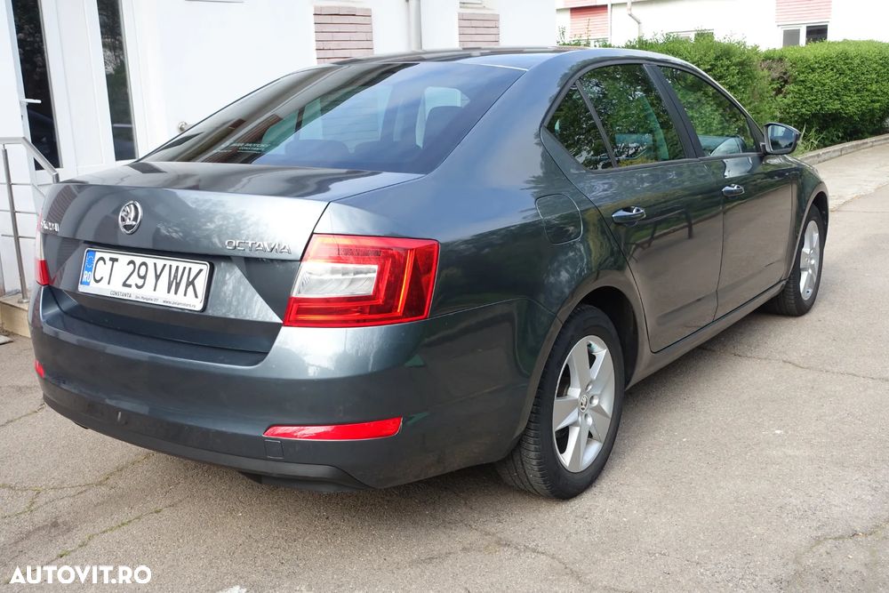 Skoda Octavia 1.4 TSI ELEGANCE - 3