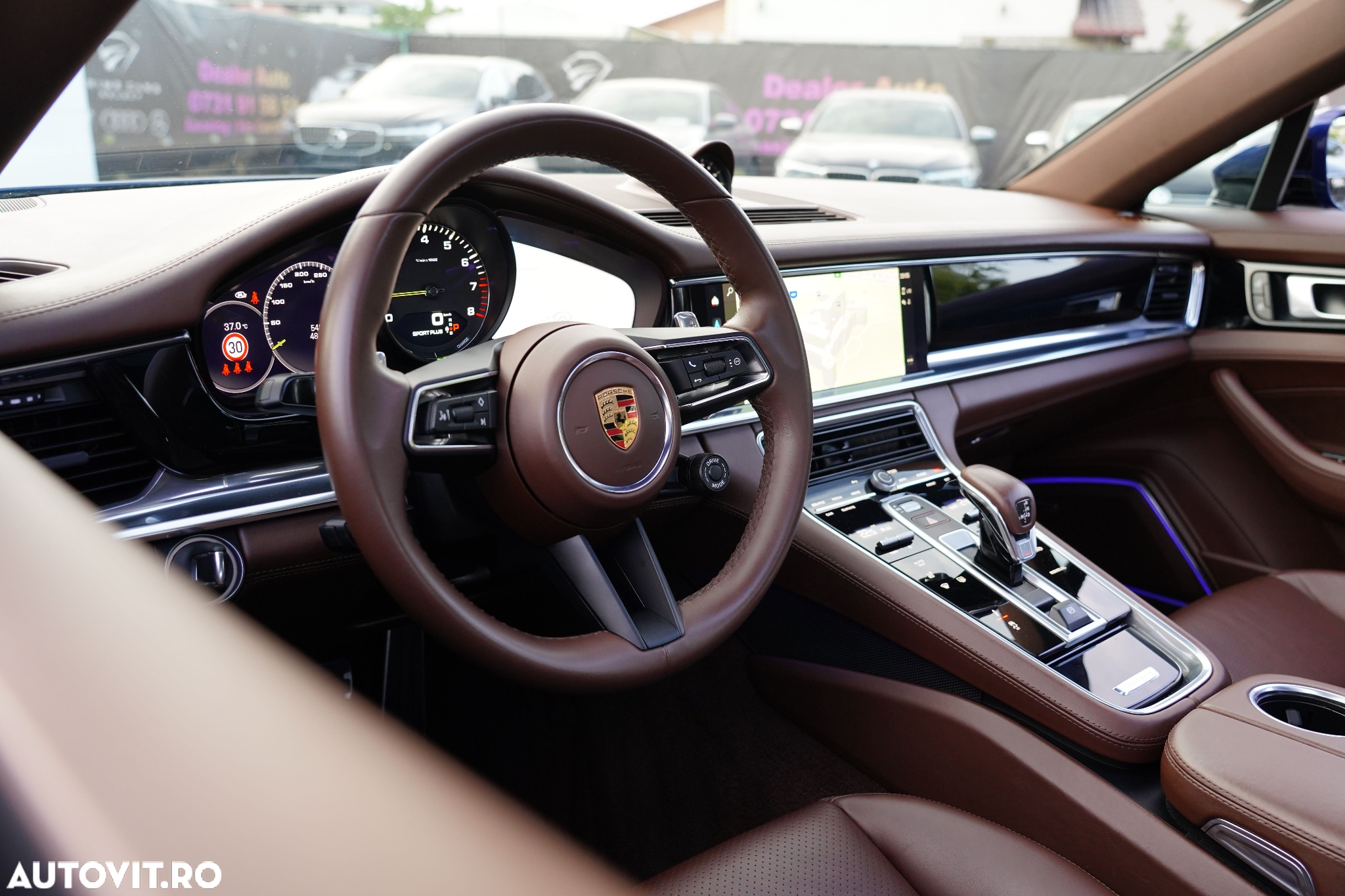 Porsche Panamera 4 E-Hybrid - 23