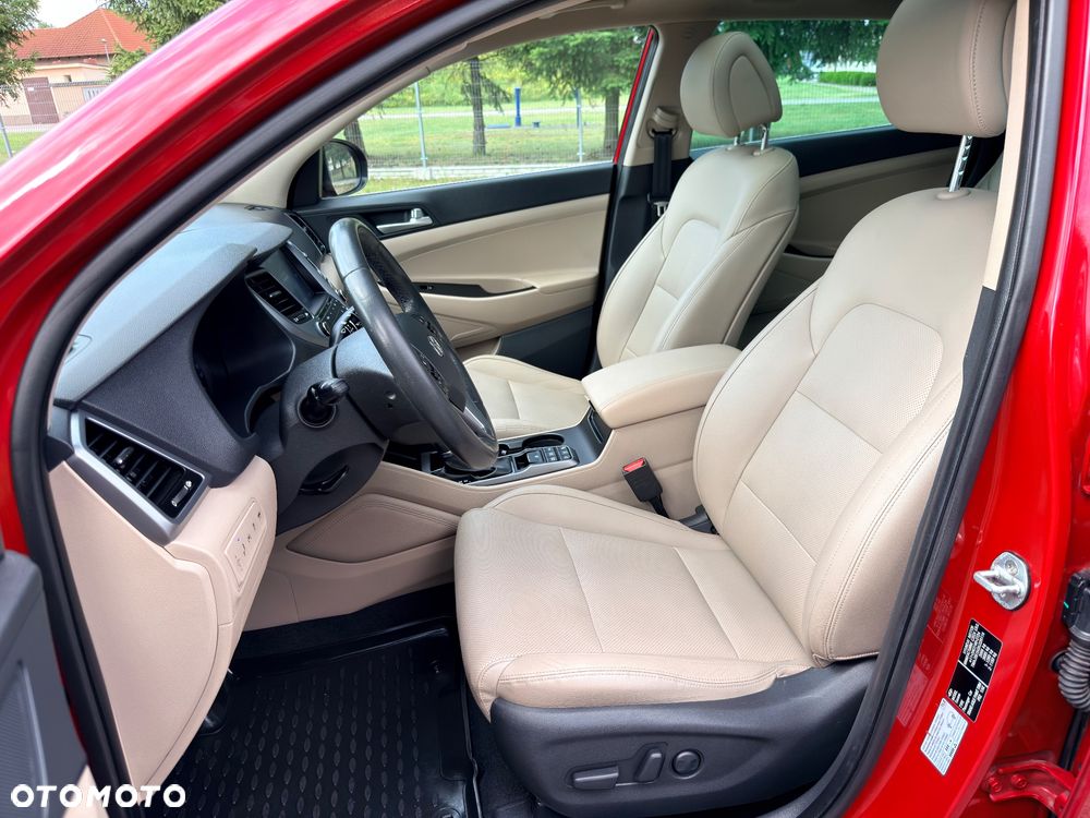 Hyundai Tucson blue 1.7 CRDi 2WD DCT Premium - 21