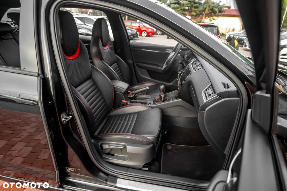 Skoda Octavia 2.0 TDI (Green tec) RS - 22