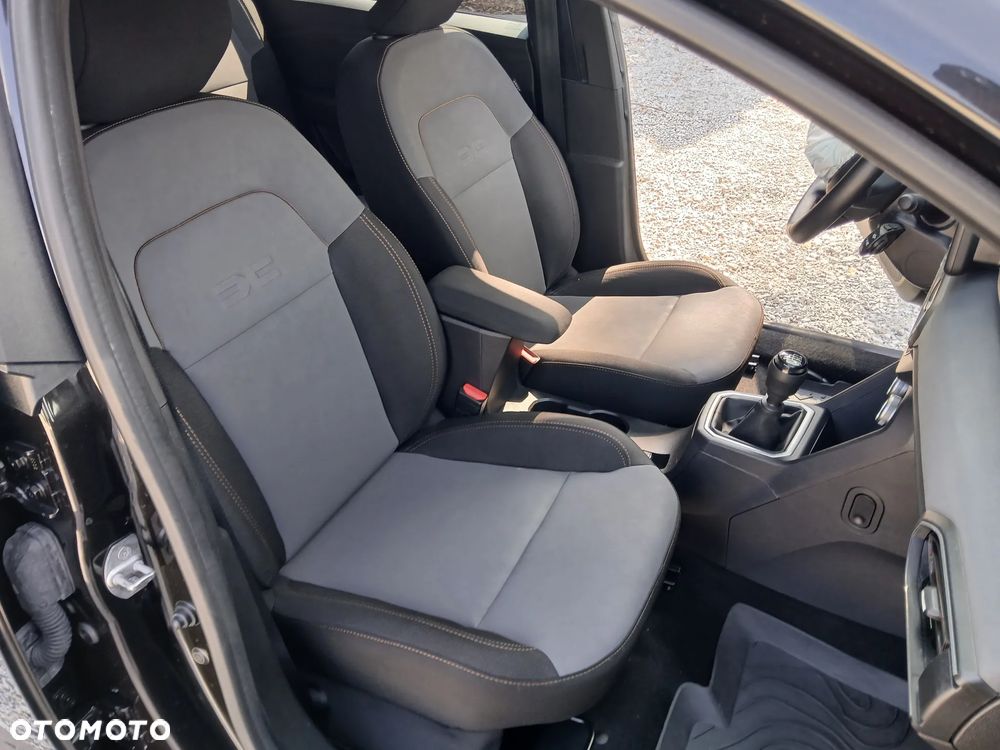 Dacia Jogger 1.0 TCe Extreme 7os - 23