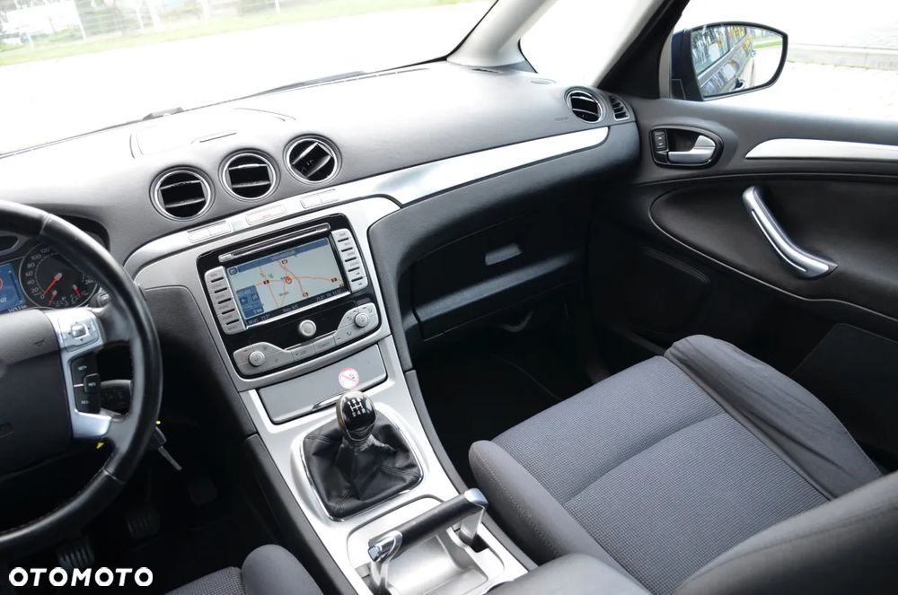 Ford S-Max 2.0 Ambiente - 29