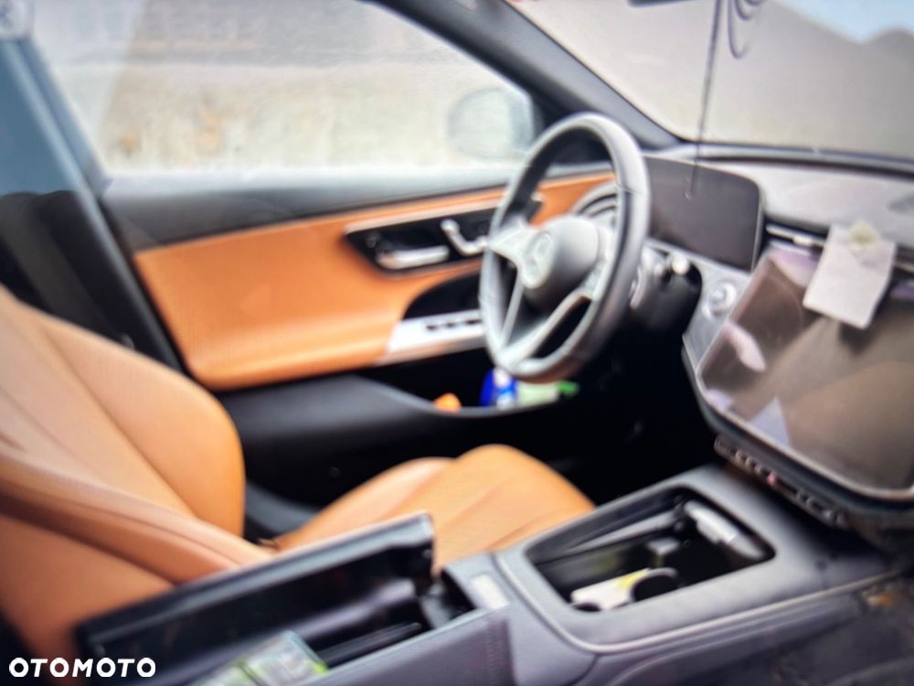 Mercedes-Benz Klasa E - 3