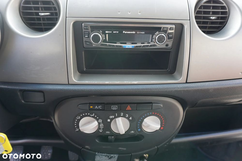 Daihatsu Trevis 1.0 Limited - 32