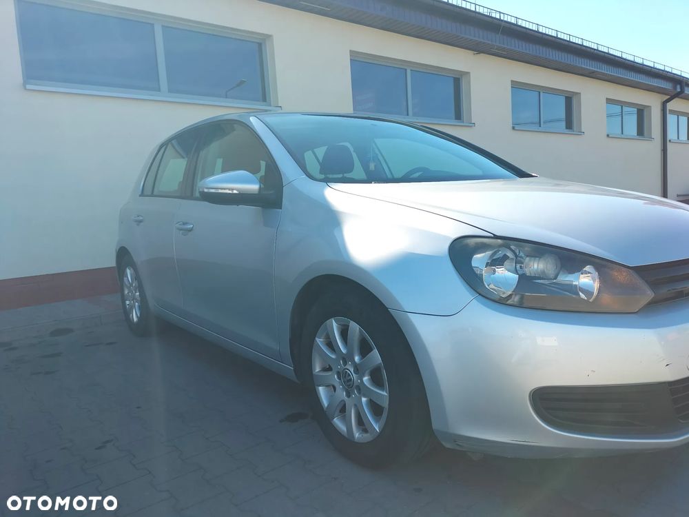 Volkswagen Golf 1.6 TDI DPF BlueMotion - 10