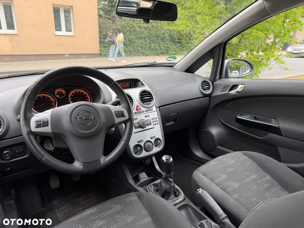 Opel Corsa 1.4 16V Color Elegance - 14