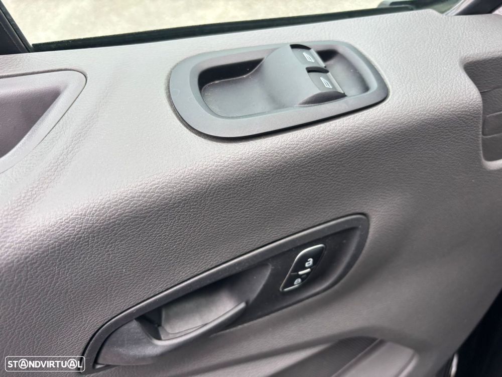 Ford Transit 2.0 TDCi - ANTEPARA - 9 LUG + CAIXA CARGA - IVA - 20