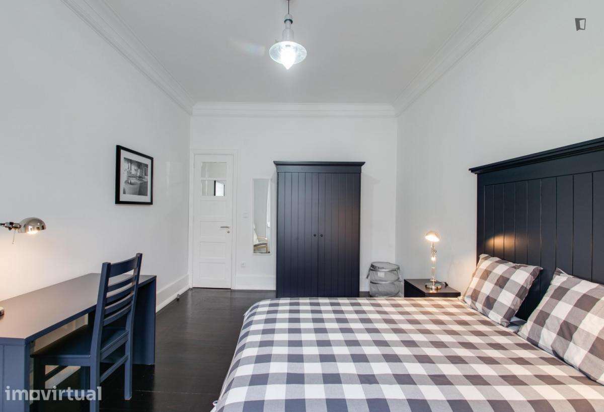 Quarto - localizado em Saldanha Lisbon - Grande imagem: 5/13