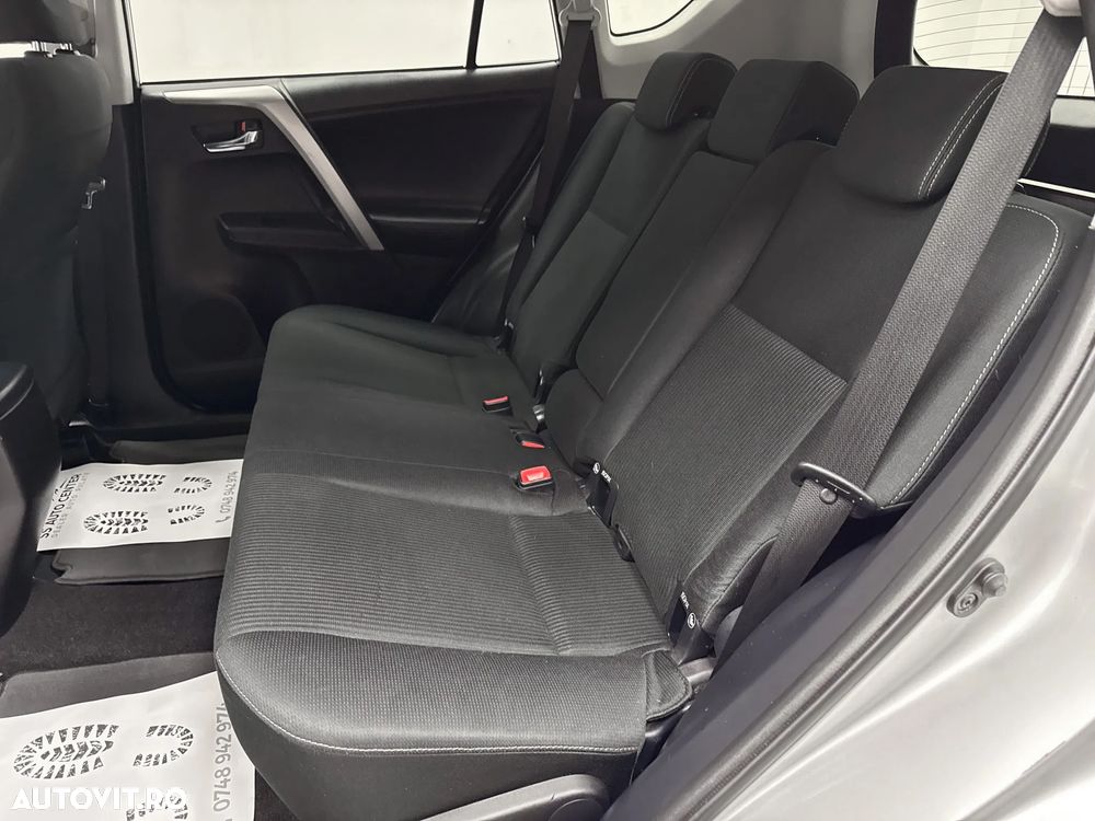 Toyota RAV4 2.2 D-4D 4x4 Automatik Life - 18