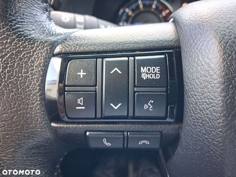 Toyota Hilux 2.8 D-4D mHEV Double Cab Invincible 4x4 - 21