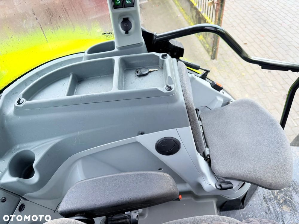 Claas Arion 420 - 24