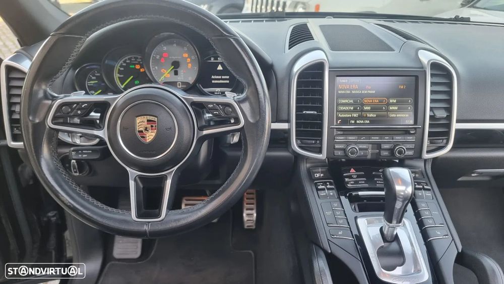 Porsche Cayenne S E-Hybrid - 7