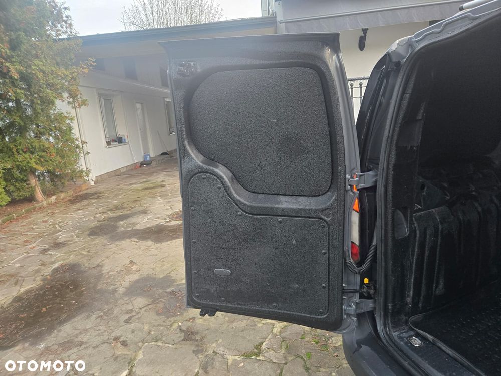 Volkswagen Caddy Cargo Maxi - 21