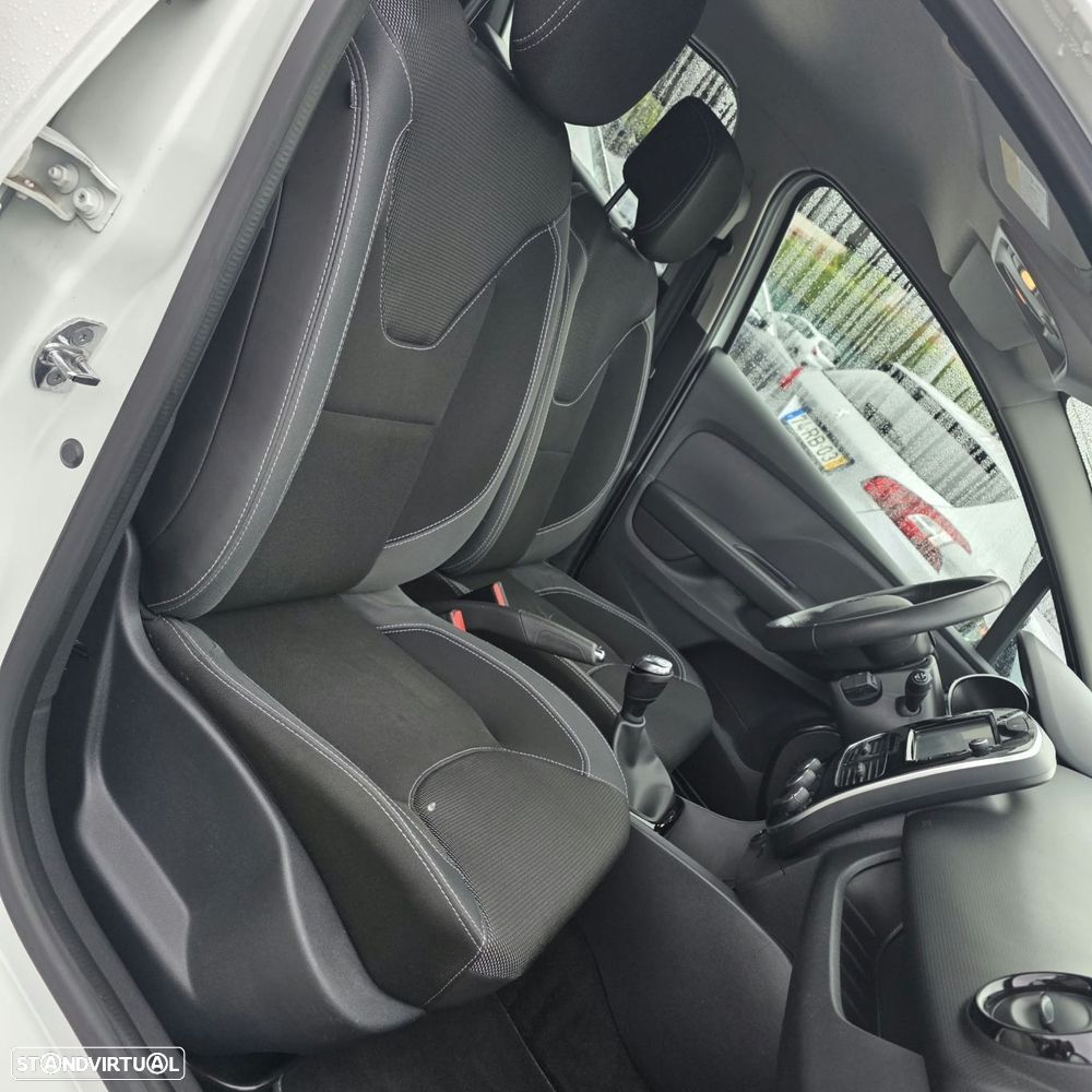 Renault Clio 1.5 dCi Zen - 27