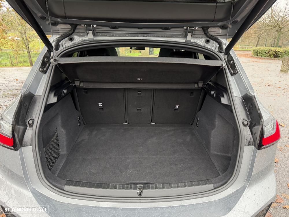 BMW 218 Active Tourer i Pack M Auto - 31