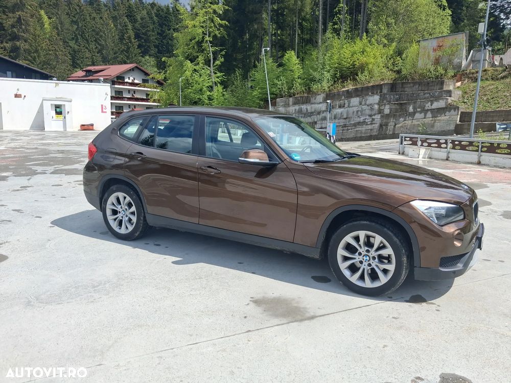 BMW X1 xDrive18d Sport Line - 3