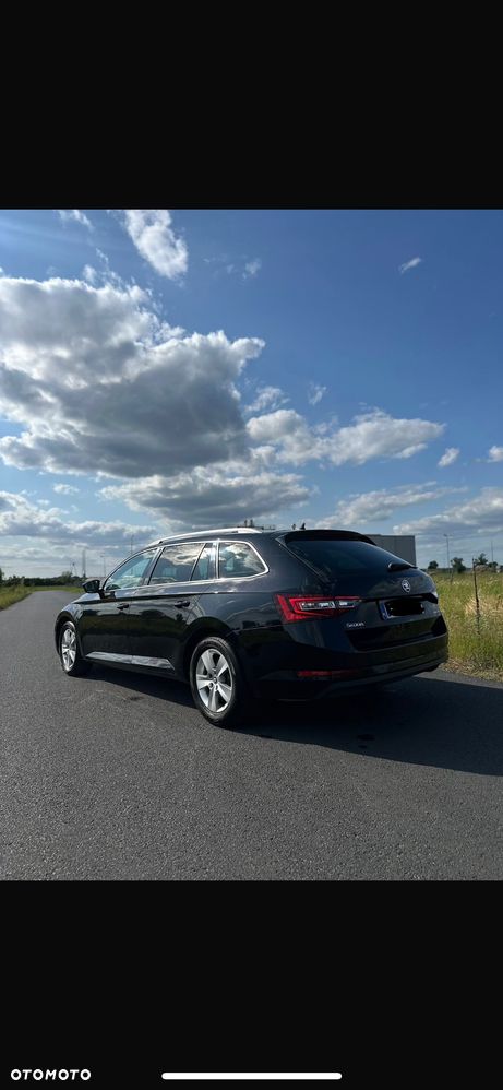 Skoda Superb 2.0 TDI Style DSG - 3