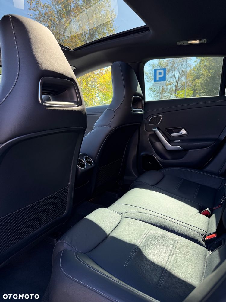 Mercedes-Benz CLA AMG 35 4Matic B AMG Speedshift 7G-DCT - 9