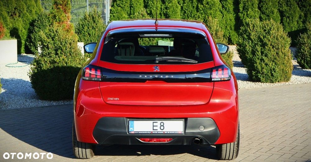 Peugeot 208 - 6