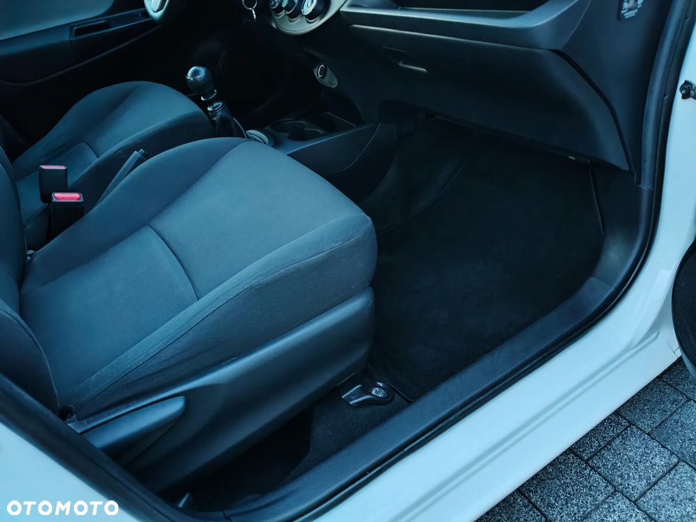 Toyota Yaris 1.5 Active - 20