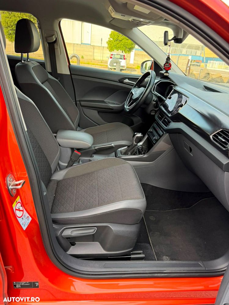 Volkswagen T-Roc - 5