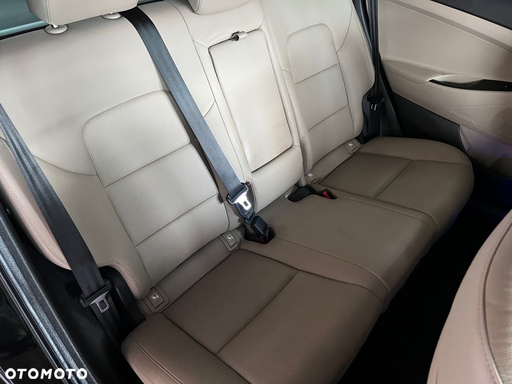 Hyundai Tucson - 33
