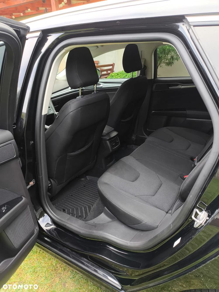 Ford Mondeo 2.0 TDCi Start-Stopp Titanium - 17