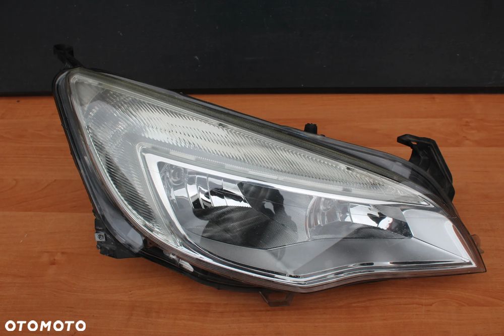 LAMPA PRAWA PRZEDNIA PRAWY PRZÓD OPEL ASTRA J JASNA 13253647 100% OK EUROPA ORYGINAŁ - 1