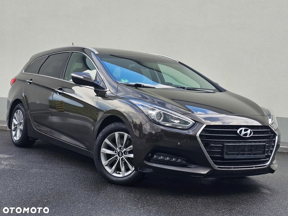 Hyundai i40 Kombi 1.7 CRDi Premium - 4