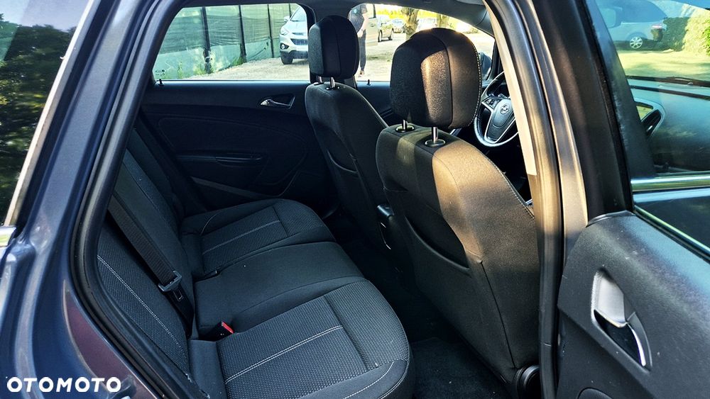 Opel Astra 1.4 Turbo Exklusiv - 32