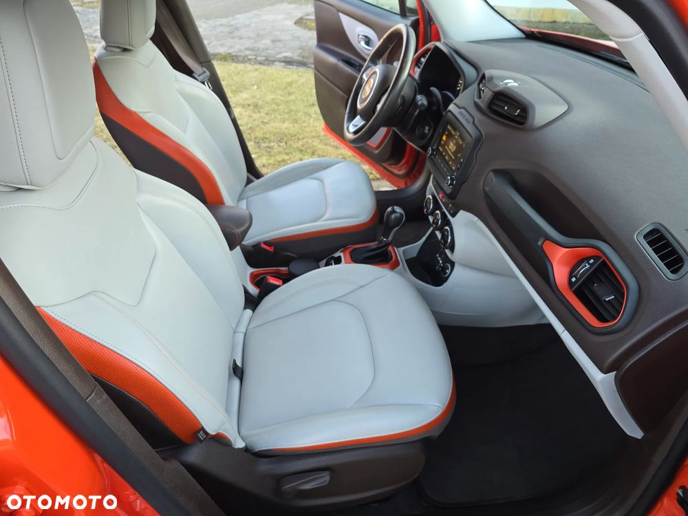 Jeep Renegade 1.4 MultiAir DSG Limited - 28
