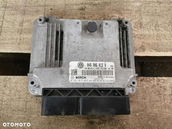KOMPUTER SILNIKA SKODA FABIA II 1.4 TDI 045906013Q