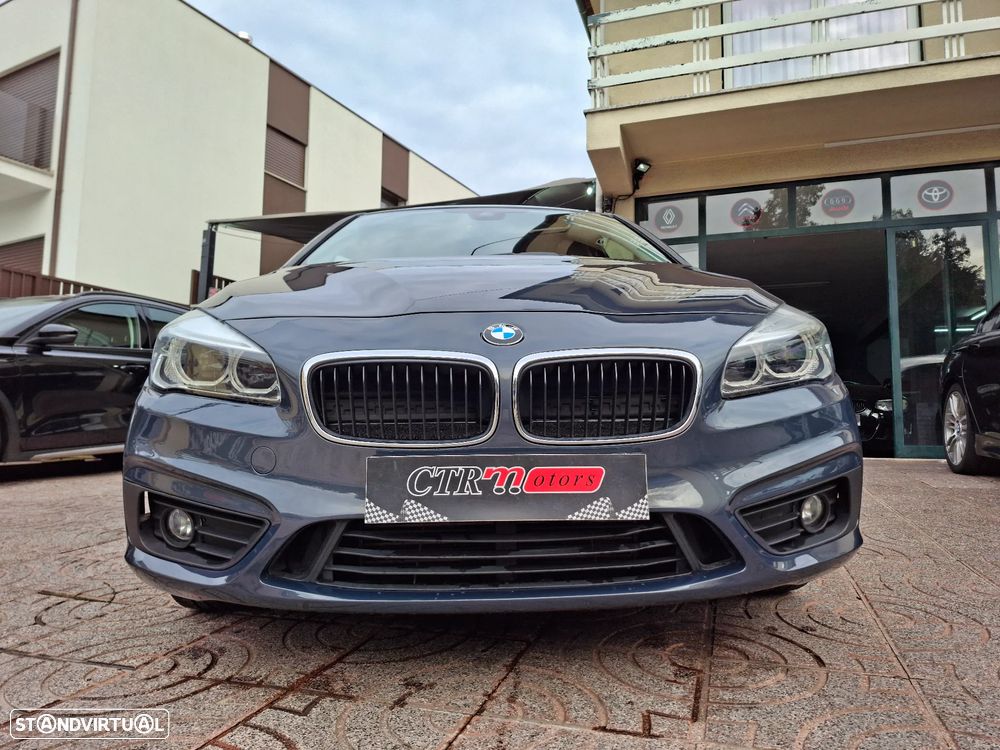 BMW 218 - 2