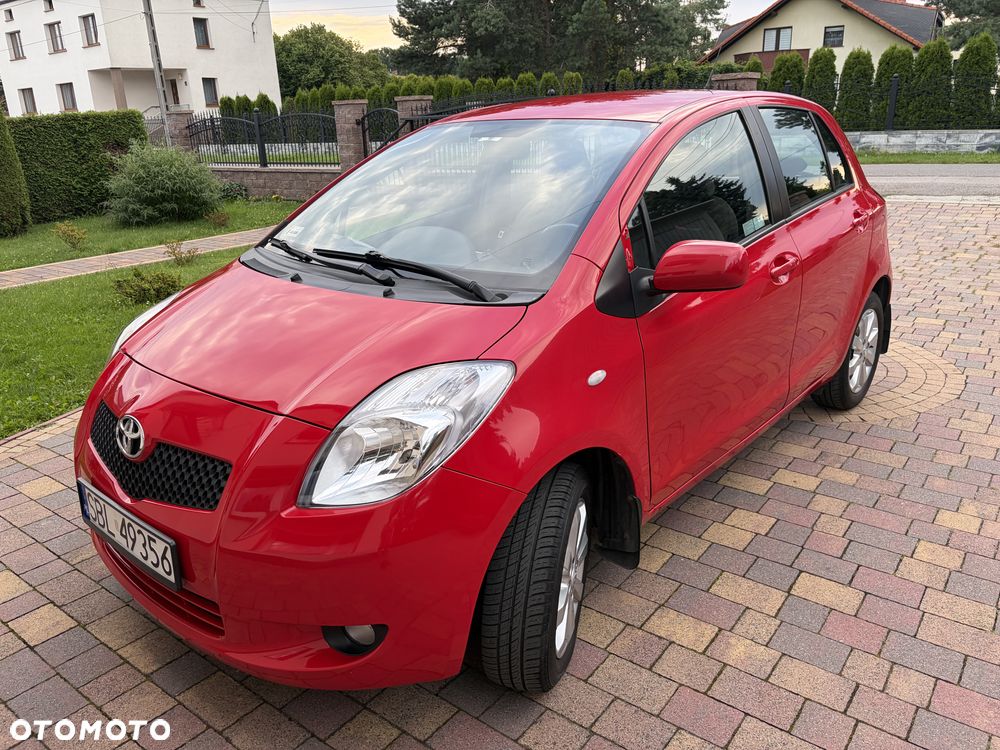 Toyota Yaris 1.3 Luna A/C - 1