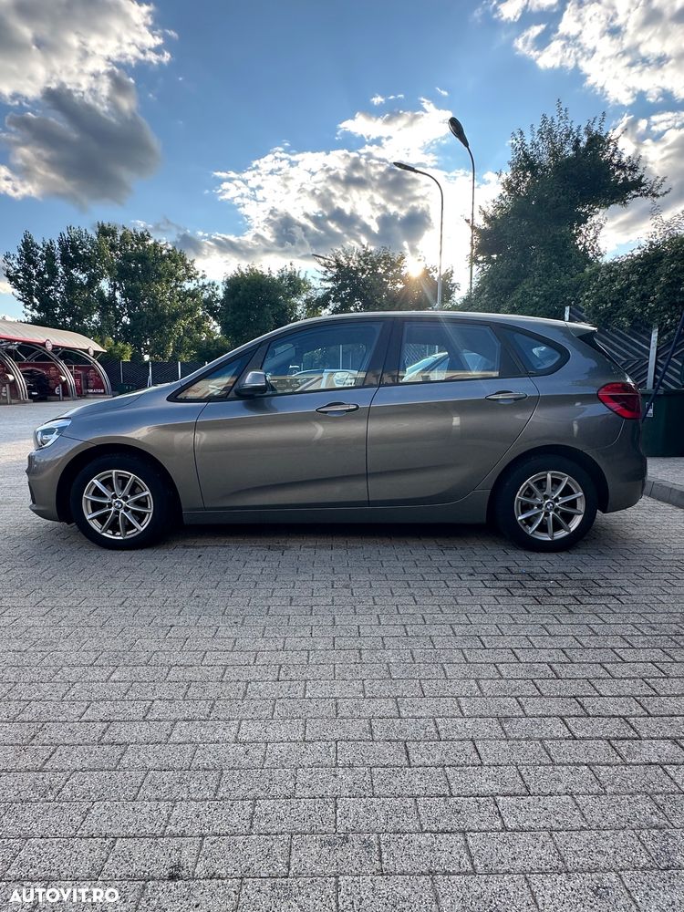 BMW Seria 2 218d Standard - 4