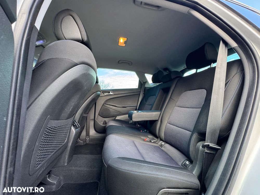 Hyundai Tucson blue 1.7 CRDi 2WD Style - 20